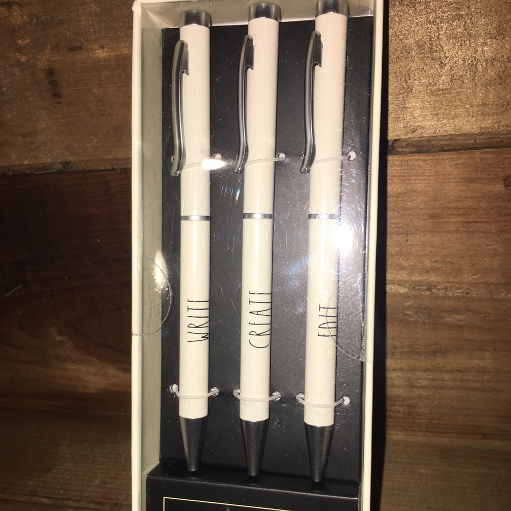 Rae Dunn Pen Set